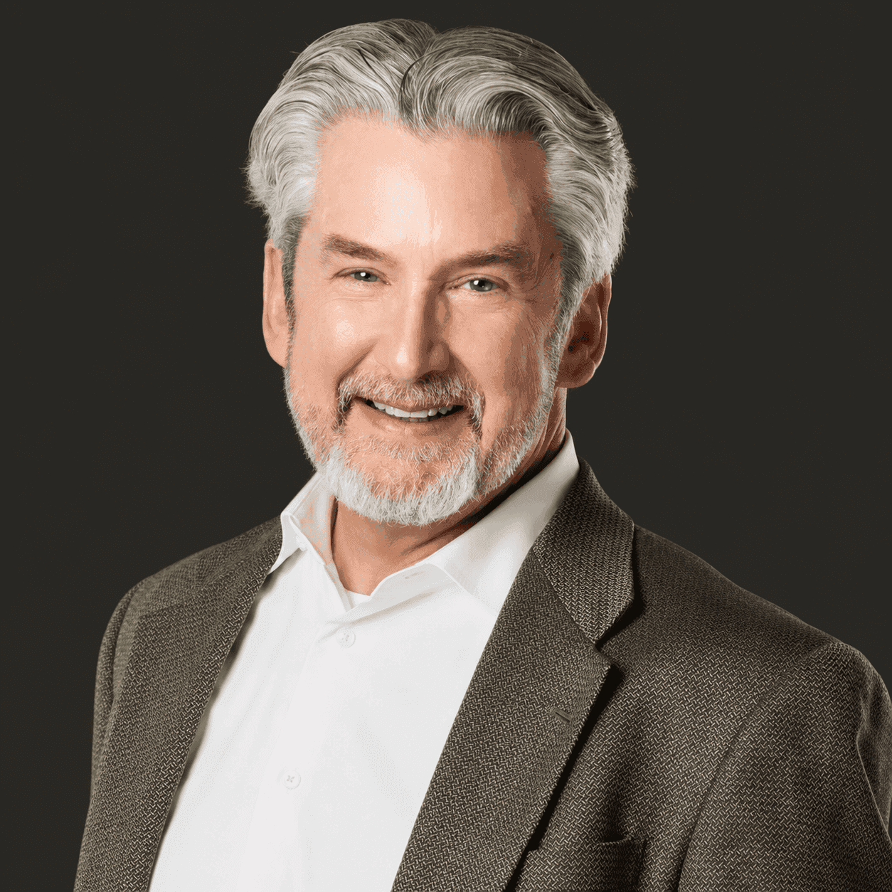Portrait of Travis Foxx, Strategic Real Estate Advisor